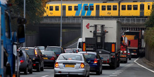 kruising spoor en N65