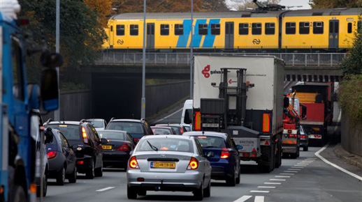 kruising spoor en N65